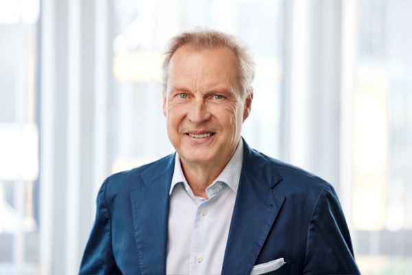 Dr. Christian Erasmus